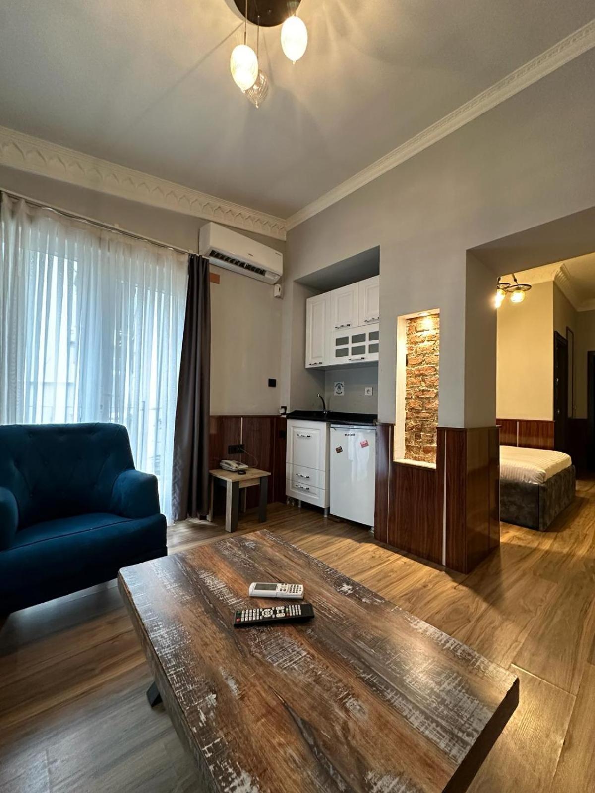 Royal Garden Suite And Hotel 伊斯坦布尔 外观 照片